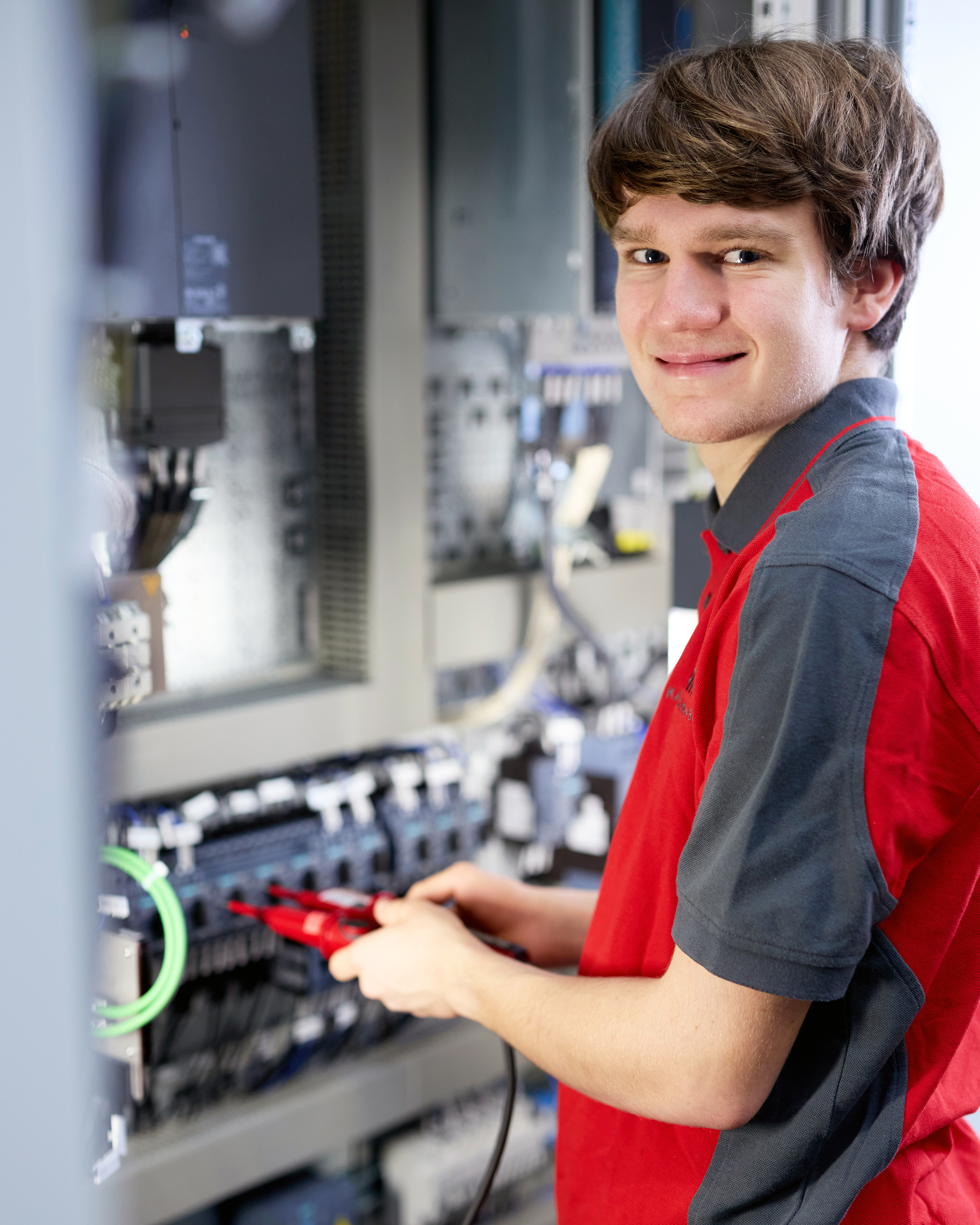 Auszubildender zum Elektroniker für Betriebstechnik (m/w/d)